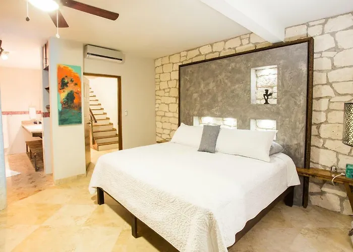 Mimosa Ph 33 Aparthotel